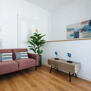 Magno Alameda 1851 - Shared Jacuzzi Apartment